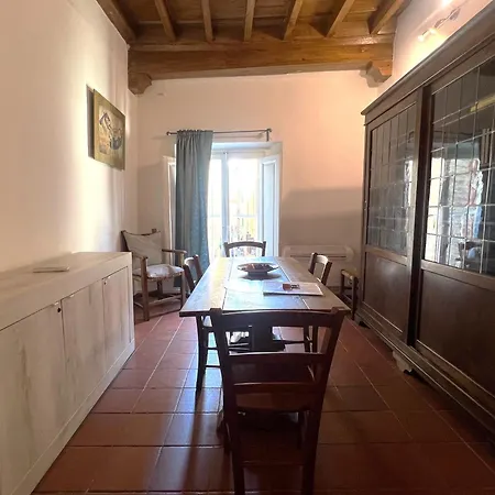 Wine Aleatico Apartment
